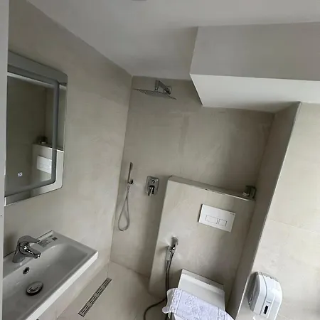 Bel Ami 2 호텔 티라나