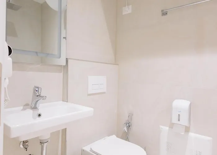 Bel Ami 2 فندق تيرانا