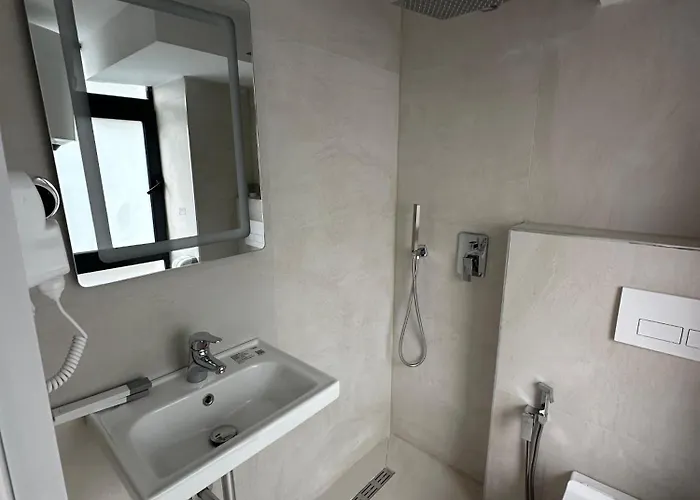 Bel Ami 2 فندق *